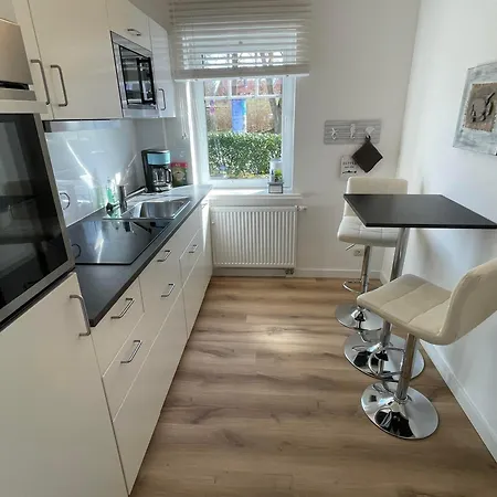 Ostsee Ahoi Apartament *